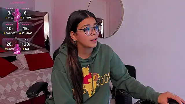 GiaFu online show from January 2025 11:54:02 AM