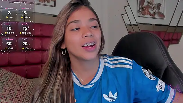 GiaFu online show from April 2026 06:19:02 PM