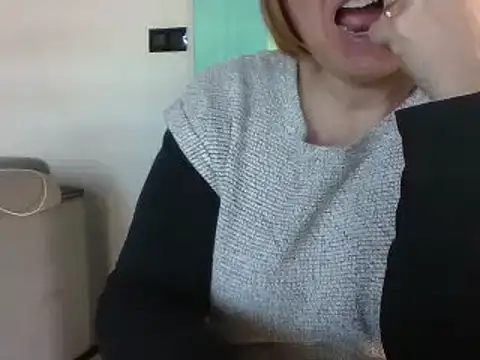 Sandcoq online show from February 2025 11:49:02 AM