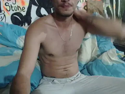 roystonee01 online show from September 2025 09:42:02 AM