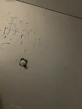 Snapshot of Carolinen chatting on October 2025 05:05:01 AM Carolinen online show from October 2025 05:05:01 AM