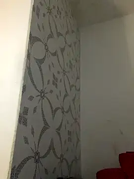 Snapshot of Carolinen chatting on October 2025 01:36:02 AM Carolinen online show from October 2025 01:36:02 AM