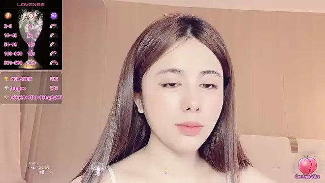 Snapshot of jiaozi-kiss chatting on January 2025 06:42:01 AM jiaozi-kiss online show from January 2025 06:42:01 AM