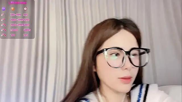 Snapshot of jiaozi-kiss chatting on February 2025 06:07:01 AM jiaozi-kiss online show from February 2025 06:07:01 AM