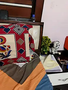 santurmom online show from February 2025 09:04:02 PM