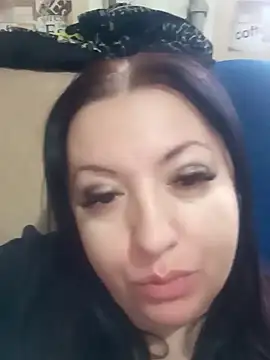 Snapshot of Veronica-Celie chatting on January 2025 11:16:02 AM Veronica-Celie online show from January 2025 11:16:02 AM