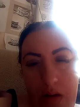 Snapshot of Veronica-Celie chatting on October 2025 08:57:02 AM Veronica-Celie online show from October 2025 08:57:02 AM