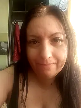 Snapshot of Veronica-Celie chatting on October 2025 06:59:01 AM Veronica-Celie online show from October 2025 06:59:01 AM