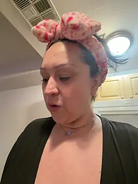 AlyssiaAmoreXO online show from March 2026 03:18:01 PM