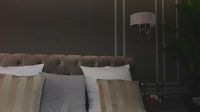 AnnieStylesx online show from October 2025 03:31:02 AM