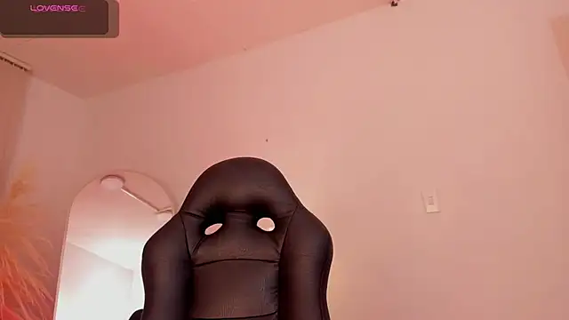 Missbrave1 online show from September 2025 07:25:02 PM