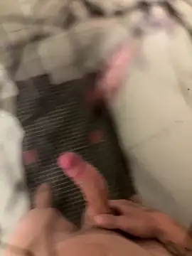 lescro95  online show from September 2025 04:22:02 PM