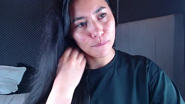 Snapshot of _joy_yva chatting on December 2025 08:07:02 PM joy yva online show from December 2025 08:07:02 PM