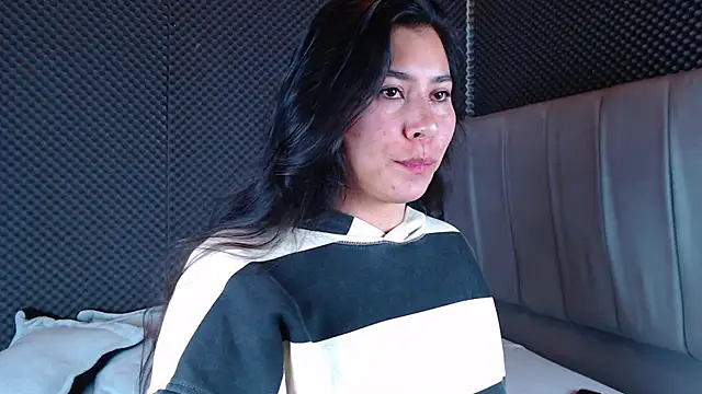 Snapshot of _joy_yva chatting on December 2025 12:50:02 AM joy yva online show from December 2025 12:50:02 AM