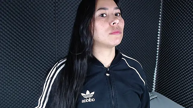 Snapshot of _joy_yva chatting on January 2026 09:20:01 PM joy yva online show from January 2026 09:20:01 PM