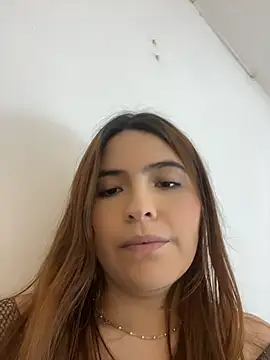 Eimyaniston cute online show from April 2026 04:50:02 PM