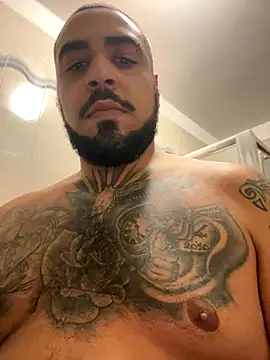 Dikkiduohottt online show from November 2025 05:13:01 PM