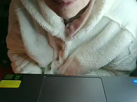 VeneRed online show from February 2026 08:16:01 PM