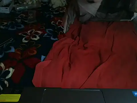 VeneRed online show from March 2026 07:07:01 PM