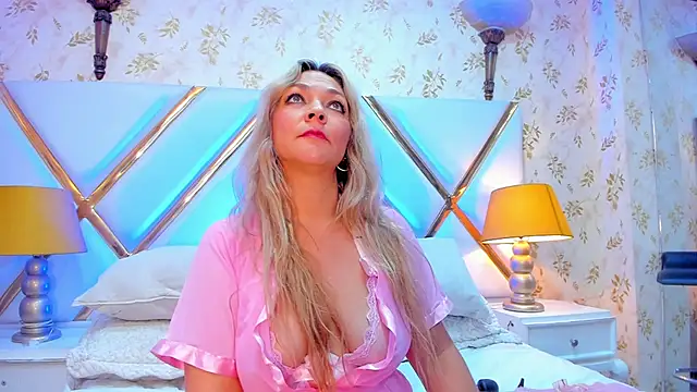 Snapshot of MalorySweet chatting on February 2025 11:57:02 AM MalorySweet online show from February 2025 11:57:02 AM