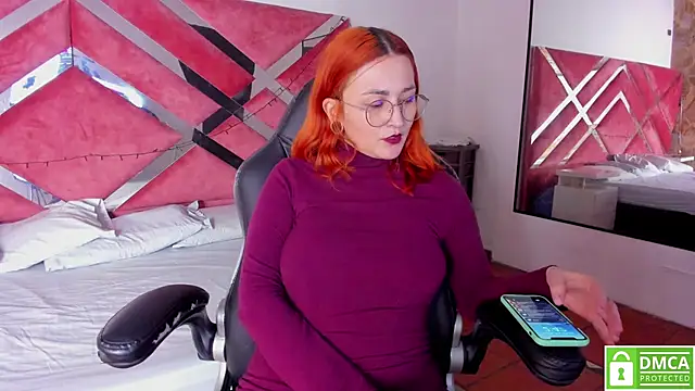 Snapshot of madame_ibby chatting on December 2024 07:43:01 PM madame ibby online show from December 2024 07:43:01 PM