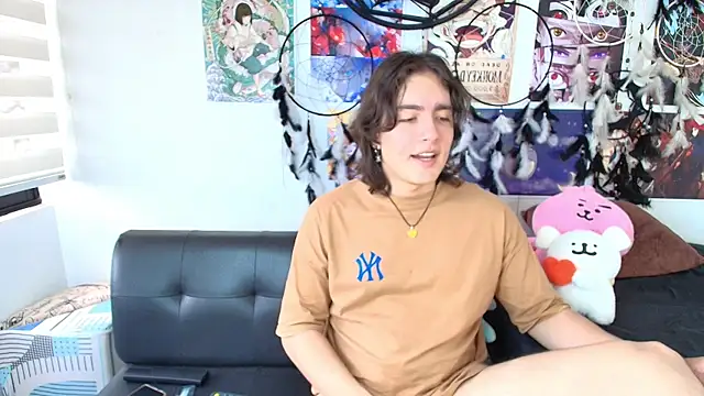 lukashollow  online show from October 2025 05:32:02 PM