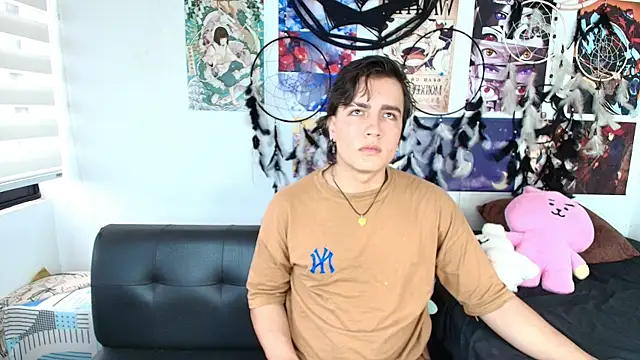 lukashollow  online show from October 2025 02:05:02 PM