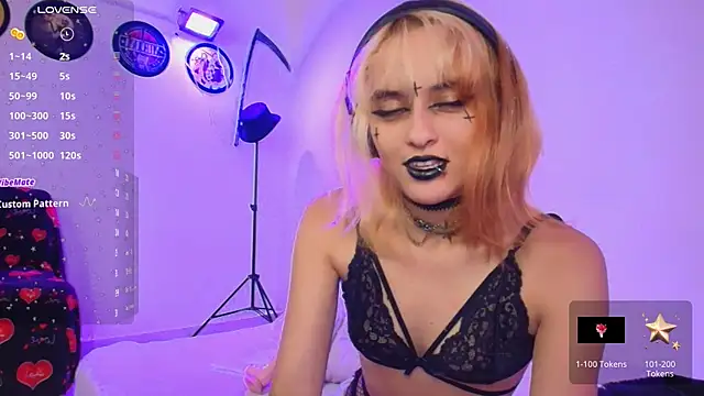 Snapshot of lizeth_darks chatting on December 2024 09:23:02 PM lizeth darks online show from December 2024 09:23:02 PM