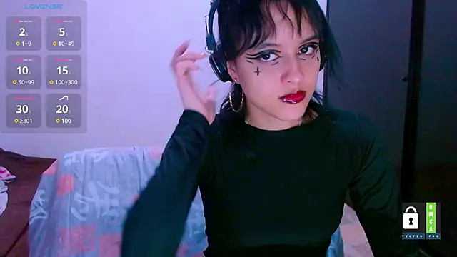 Snapshot of lizeth_darks chatting on February 2025 02:10:02 PM lizeth darks online show from February 2025 02:10:02 PM