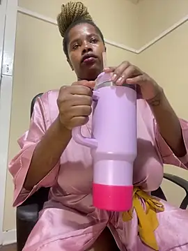 Snapshot of sexy_boobs97 chatting on February 2026 03:42:02 PM sexy boobs97 online show from February 2026 03:42:02 PM