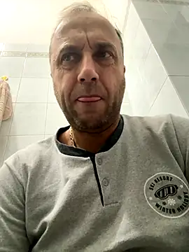 Snapshot of Lecatore80 chatting on November 2025 07:13:01 PM Lecatore80 online show from November 2025 07:13:01 PM