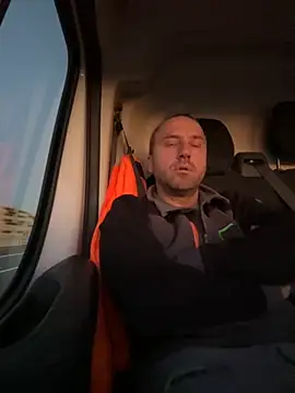 Snapshot of Lecatore80 chatting on November 2025 04:09:01 PM Lecatore80 online show from November 2025 04:09:01 PM