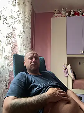 Snapshot of Lecatore80 chatting on February 2026 02:37:02 PM Lecatore80 online show from February 2026 02:37:02 PM