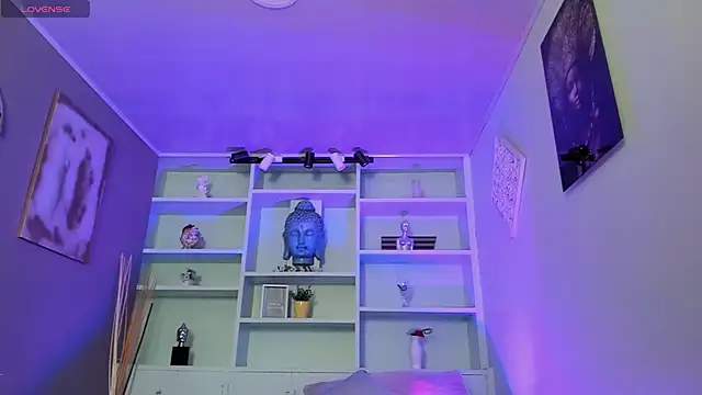 Lucy Williiams online show from March 2025 10:26:02 PM