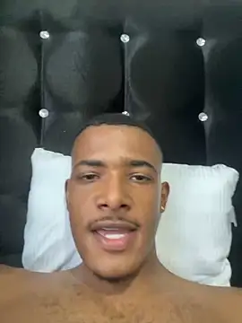 Snapshot of jackmacson chatting on December 2024 10:23:02 PM jackmacson online show from December 2024 10:23:02 PM