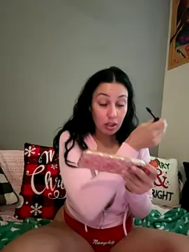 lonelylexxxie online show from November 2025 03:46:01 PM