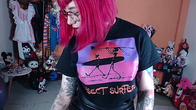 MissMiia2 online show from April 2026 01:47:02 PM