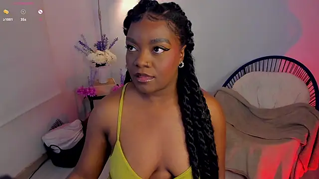 Im Maria online show from October 2025 12:00:01 AM