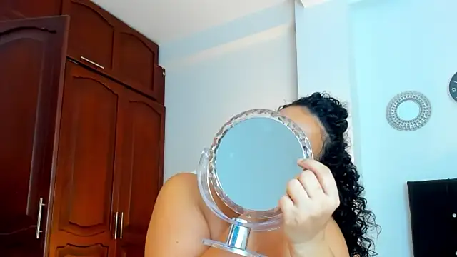 kathyajhonss online show from April 2026 10:51:01 PM