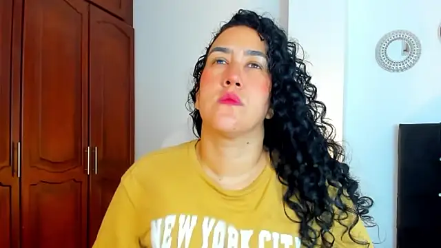 kathyajhonss online show from May 2026 11:09:01 PM