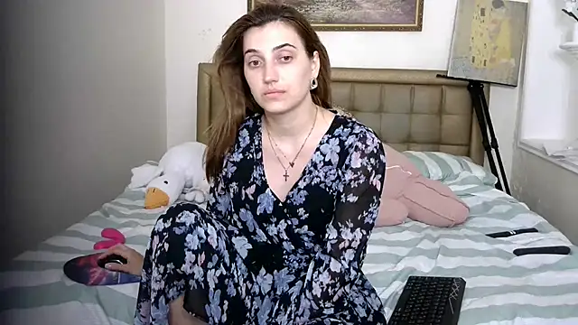 Snapshot of Iren chatting on June 2026 03:44:01 PM Iren online show from June 2026 03:44:01 PM