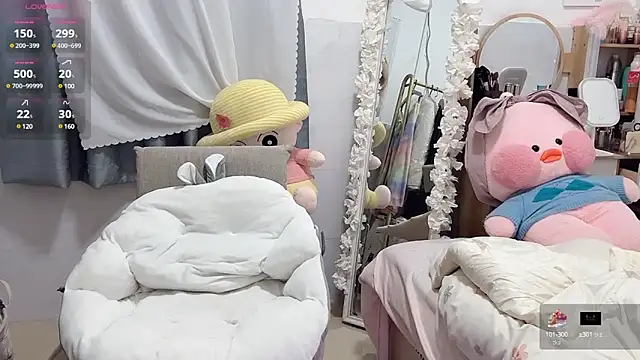 Carly 1 online show from March 2025 08:08:01 AM