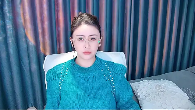 Snapshot of Daisy7_11 chatting on November 2025 01:23:01 PM Daisy7 11 online show from November 2025 01:23:01 PM