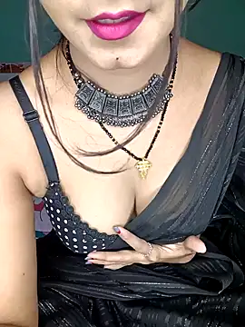 Diamond queeen online show from January 2025 04:10:01 PM