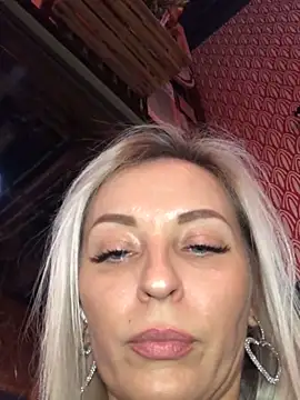 Snapshot of Diamond_Bunny_ chatting on January 2025 04:11:01 PM Diamond Bunny  online show from January 2025 04:11:01 PM