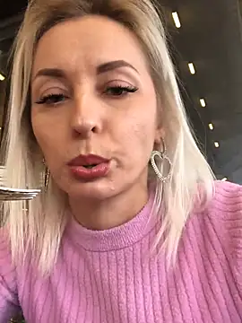 Snapshot of Diamond_Bunny_ chatting on February 2025 02:59:02 PM Diamond Bunny  online show from February 2025 02:59:02 PM