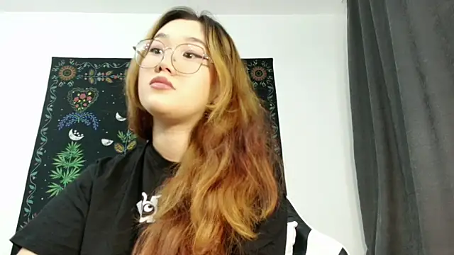 Jennatyan online show from October 2025 01:08:02 PM