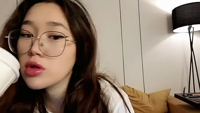 Jennatyan online show from May 2026 04:19:01 AM