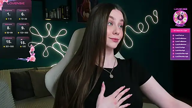 Snapshot of katie_taylorr chatting on November 2025 10:10:02 PM katie taylorr online show from November 2025 10:10:02 PM