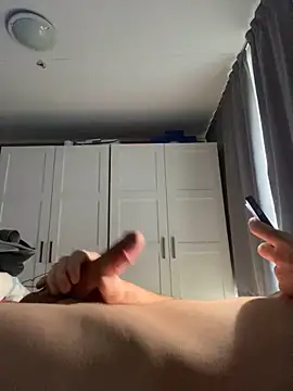 youssef00711 online show from December 2024 12:58:01 PM